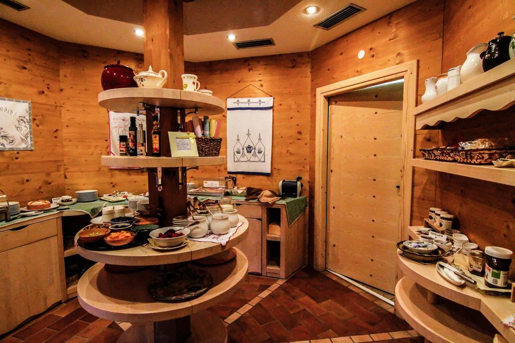Castelir Suite Hotel بانتشيا المظهر الخارجي الصورة